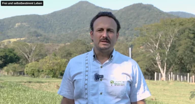 Webinar Host Benedikt M.